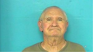 Tennessee Man Attacked Son With Chainsaw, Lost leg When son ran him Over With Lawnmower (newsweek.com)